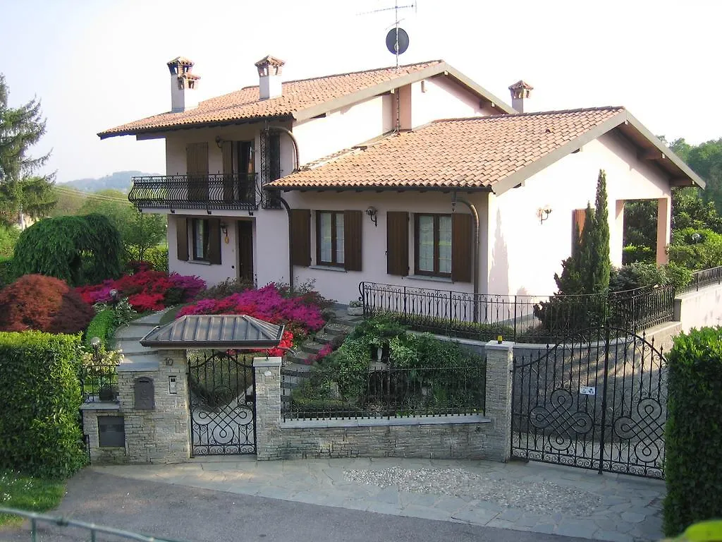 Villa Azalea San Fermo della Battaglia Italy