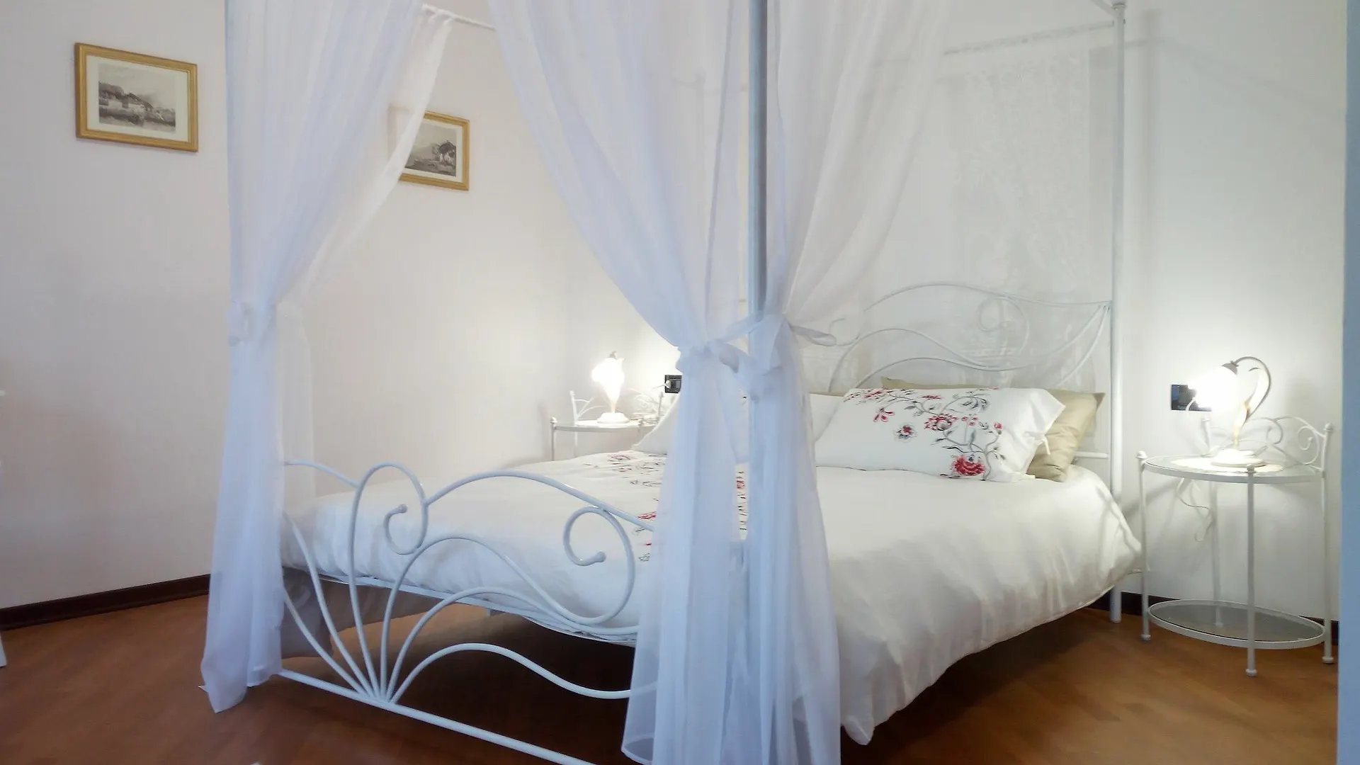 Villa Azalea San Fermo della Battaglia 3*,